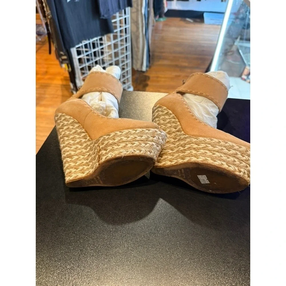Giuseppe Zanotti Design Nude Suede Espadrille Wedge Sandals‎ Womens Size 7